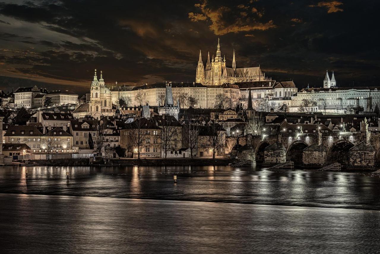 Отель Prague Old Town Liliova Garden Экстерьер фото